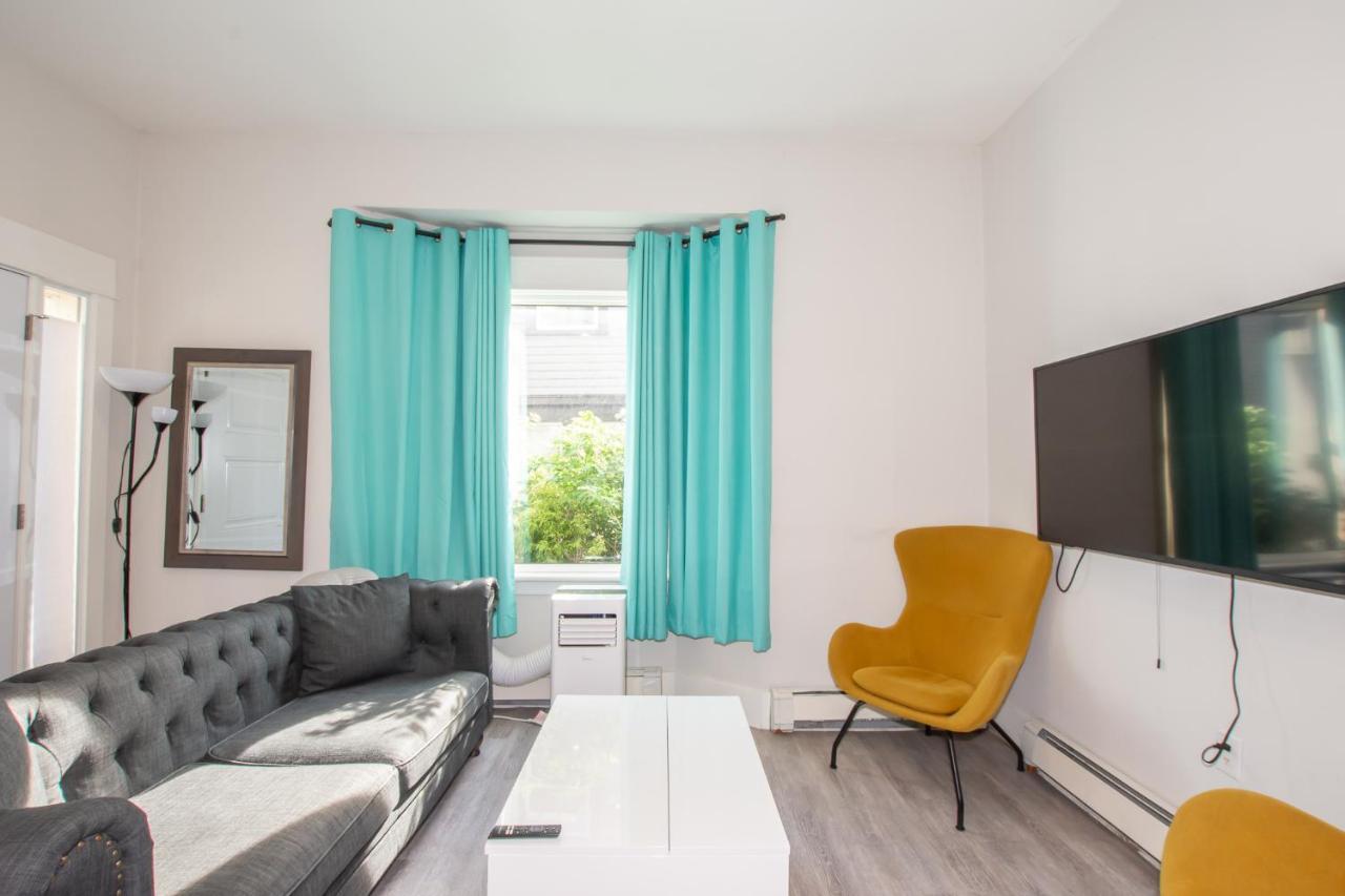 Appartement Charming Niagara Region Apt. Newly Renovated! à Sainte-Catherine Extérieur photo